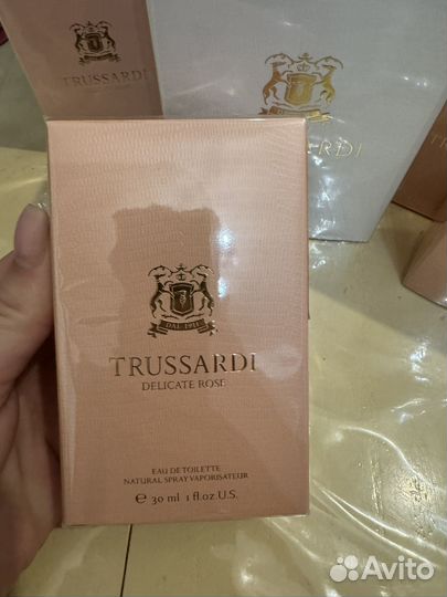 Туалетная вода женская trussardi