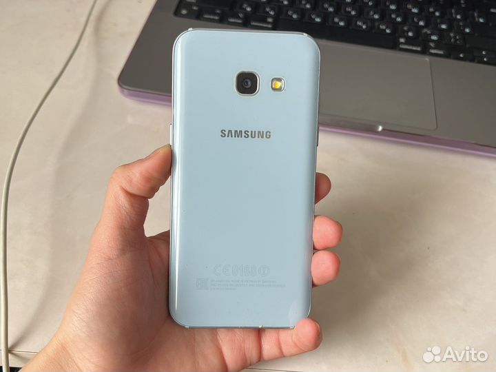 Samsung Galaxy A3 (2017) SM-A320F/DS, 2/16 ГБ