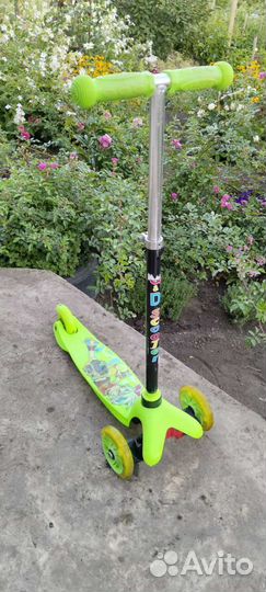 Самокат детский б/у