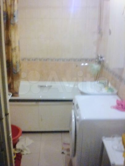 Комната 17 м² в 4-к., 1/5 эт.