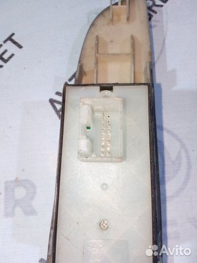 Блок управления стеклоподъемниками Chery Bonus