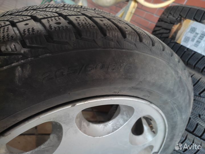 Viatti Brina 16/60 R16 98