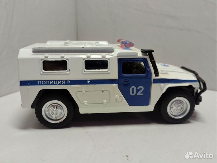 Модель автомобиля газ Тигр