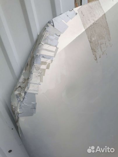 Volkswagen polo капот