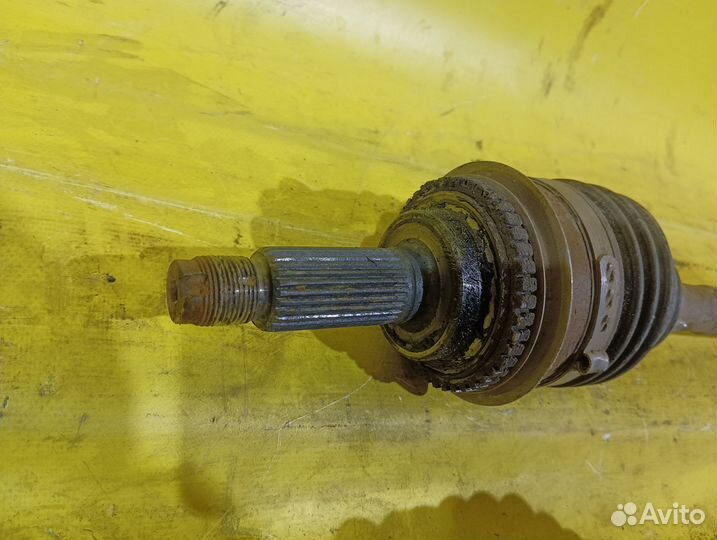 Полуось передняя Subaru Impreza G11 2000-07 1.5