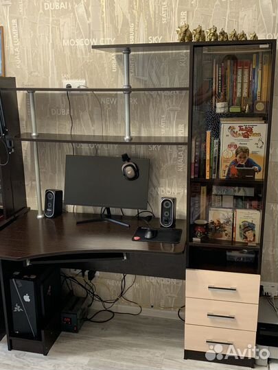 Компьютерный стол