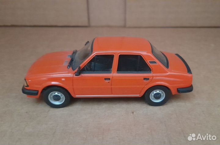 1:43 Skoda 120L (1983), Abrex дилерка