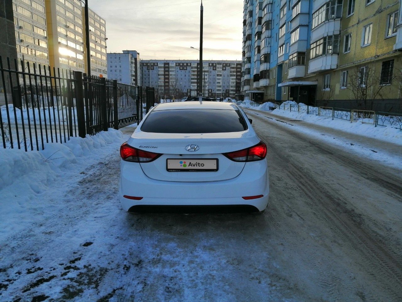 Hyundai Elantra: фото владельца