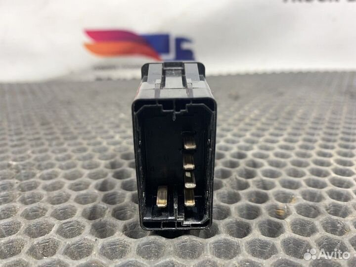 Кнопка переключения режимов подвески