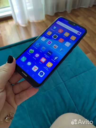 Телефон Huawei