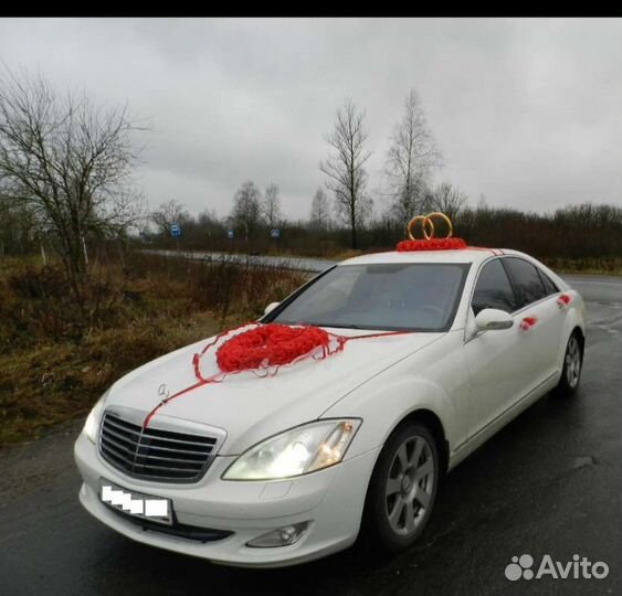 Украшения на машину