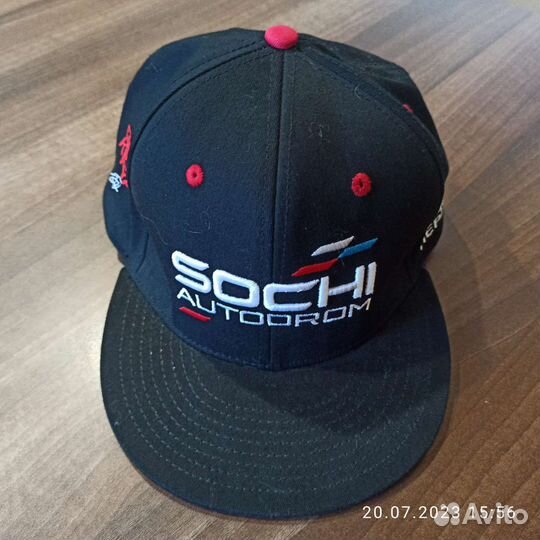 Бейсболка памятная коллекционная Сочи Формула 1