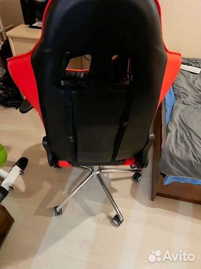 Компьютерное кресло