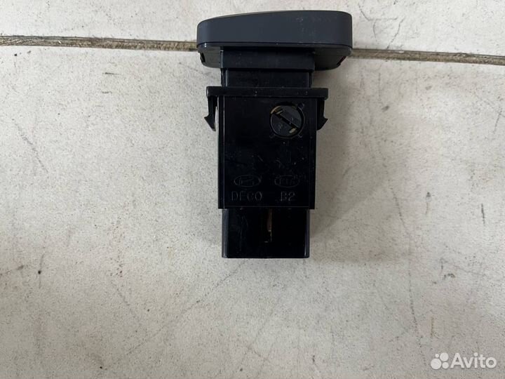 Кнопка аварийной сигнализации Kia Rio 3 UB 2011-20