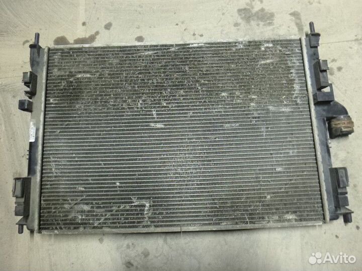 Радиатор основной renault duster 2012