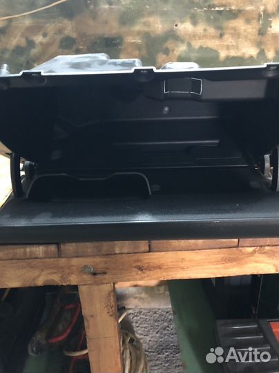 Бардачек wv polo