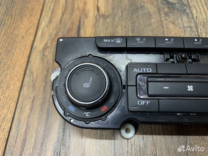 Skoda Octavia A5 Блок управления клим. установкой