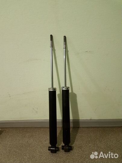 Амортизаторы Аурис 2007