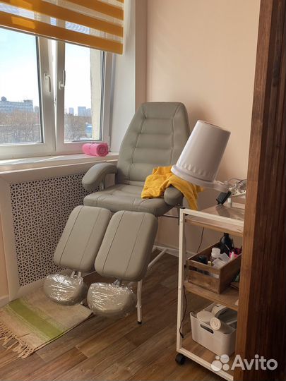 Аренда места мастера маникюра и педикюра