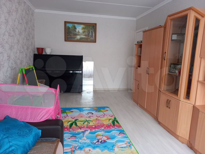 2-к. квартира, 57 м², 2/5 эт.