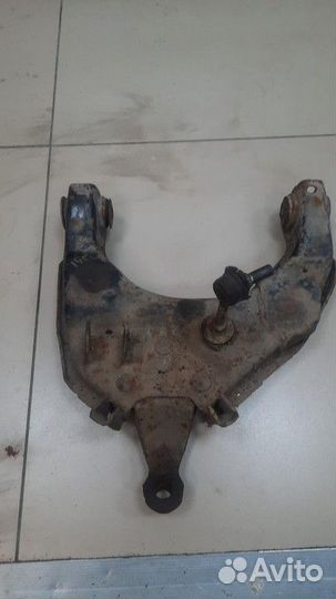 Рычаг передний нижний левый Toyota 4Runner