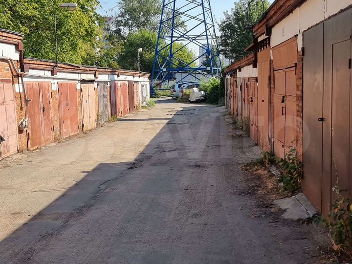 Гараж, 18 м²