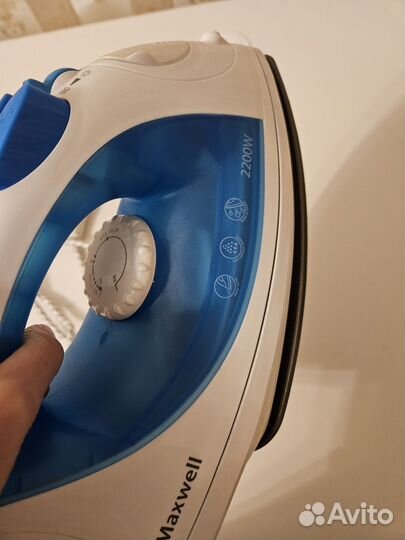 Утюг Maxwell