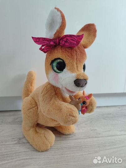 Кенгуру Джози FurReal