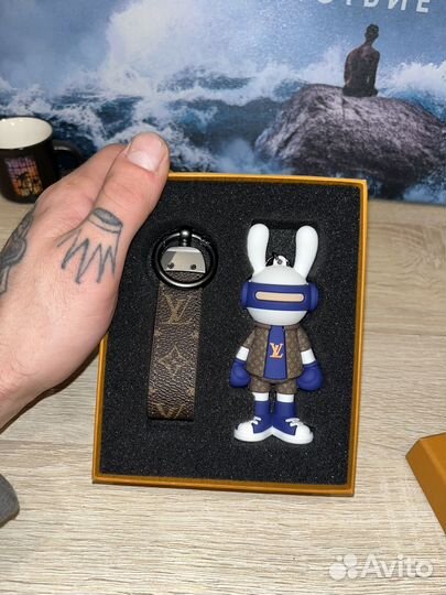 Брелок louis vuitton