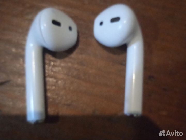 Беспроводные наушники apple airpods