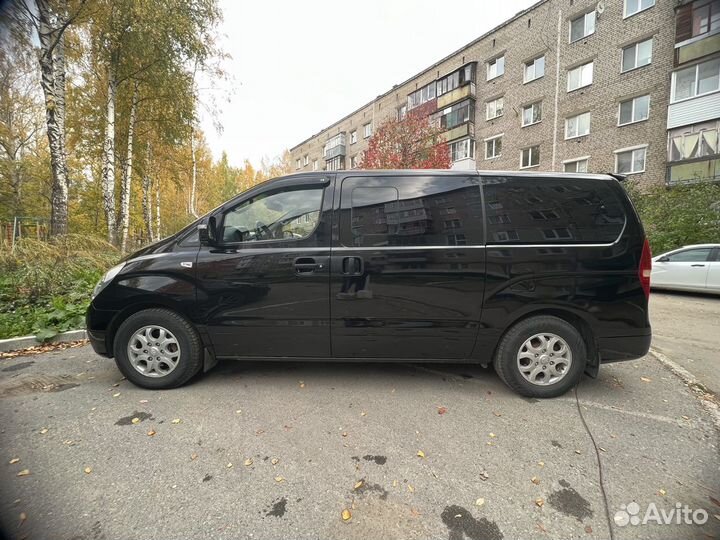 Hyundai Grand Starex 2.5 AT, 2014, 290 000 км