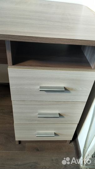 Письменный стол бу