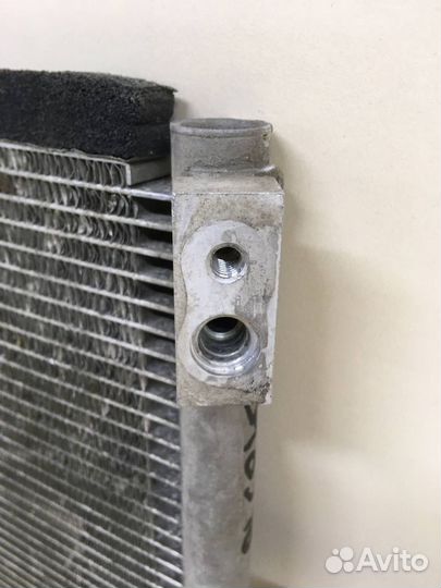 Б/У Б/У Радиатор кондиционера 8105100V5070 Москвич