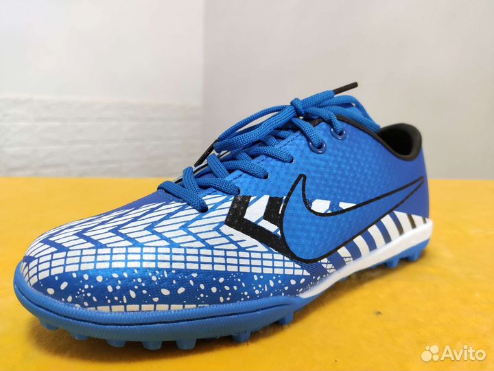 Сороконожки для футбола найк меркуриал