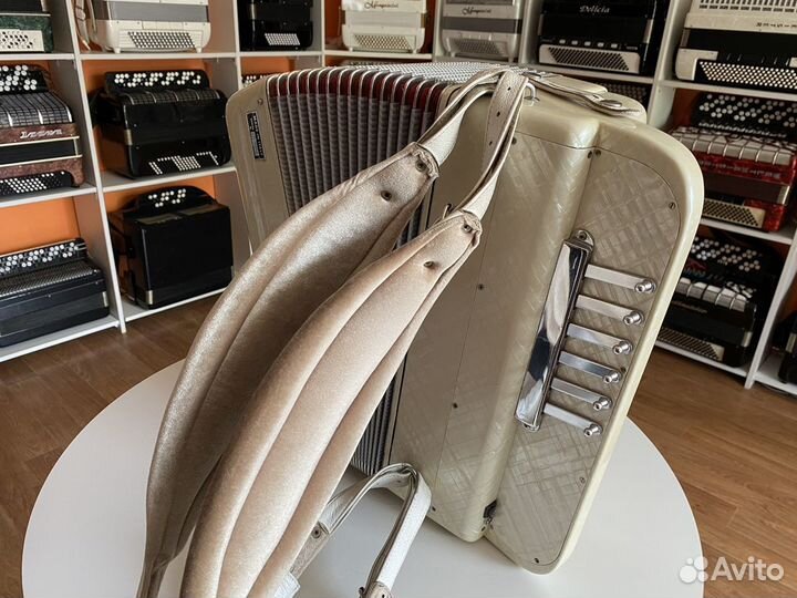 Баян Fratelli с микрофонами и миди системой