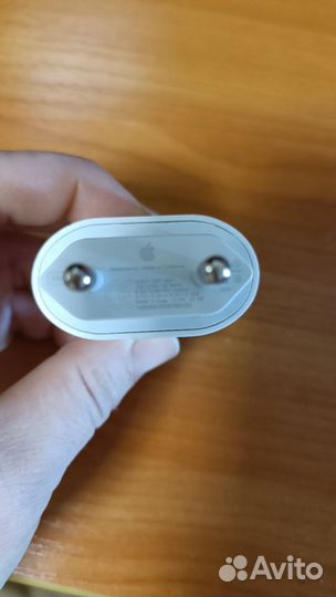 Зарядное устройство для телефона iPhone