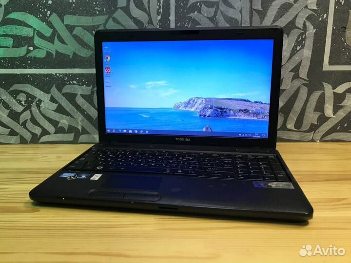 Шустрый ноутбук Toshiba SSD/Intel