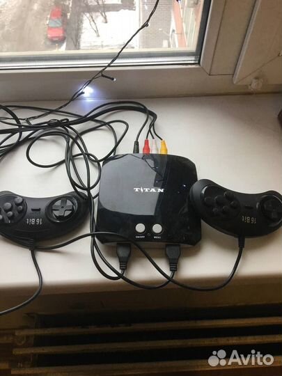 Игровая приставка sega titan