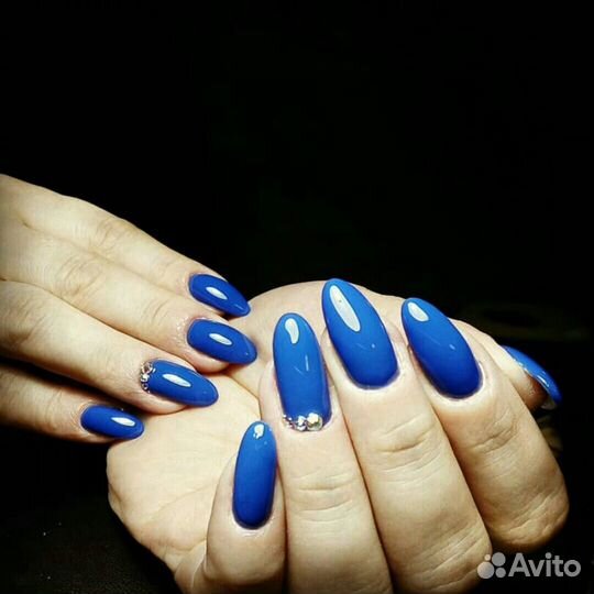 Модель на маникюр,педикюр, наращивание