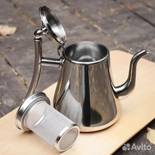 Чайник и заварник полированной нержавеющей стали