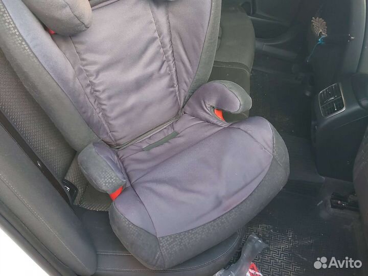 Автомобильное кресло Romer kidfix