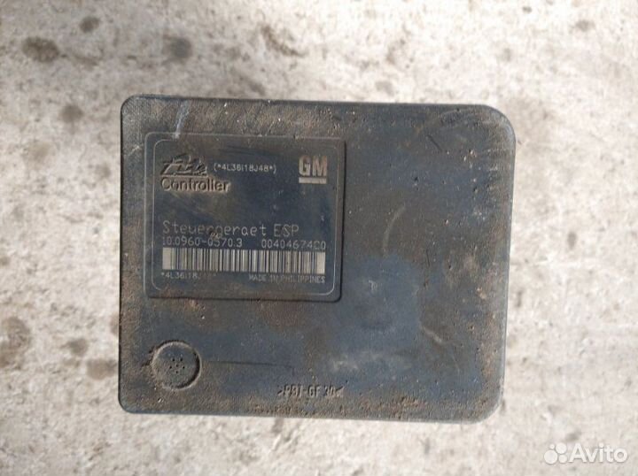 Блок abs Opel Zafira В 2005-2012