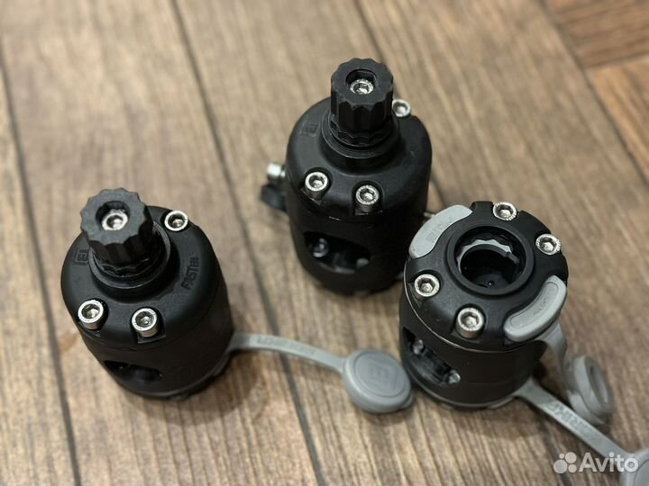 Замки и площадка Borika FMr232 FMr225 черный белый