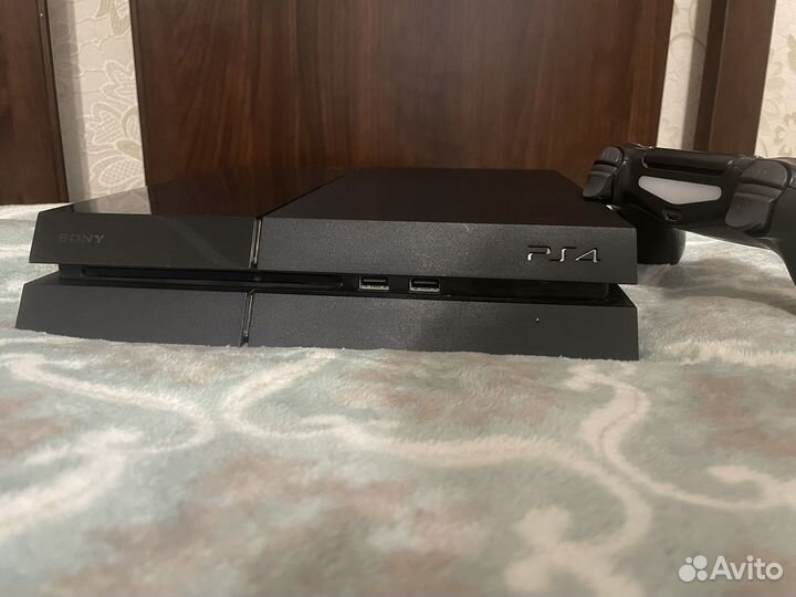 Sony playstation 4 PS4 slim 1tb