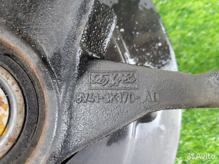 Кулак поворотный передний правый Ford Kuga CBV VI5