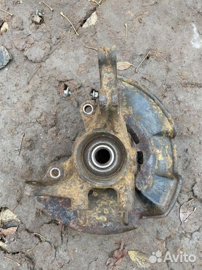 Кулак поворотный передний левый Hyundai Elantra 4