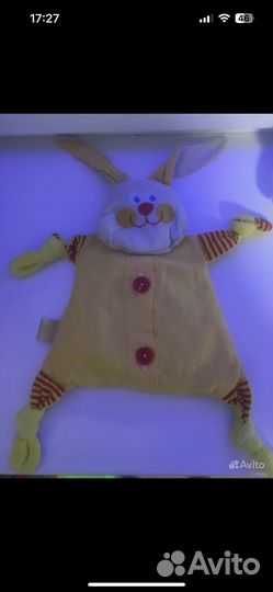 Первые игрушки малыша