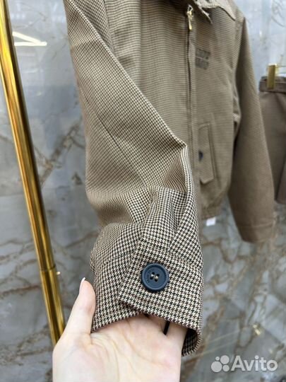 Miu miu костюм с юбкой