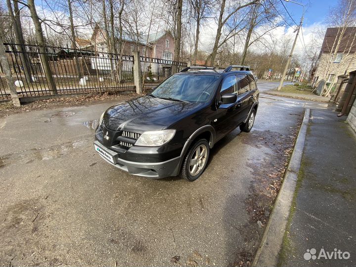 Mitsubishi Outlander 2.4 AT, 2005, 230 900 км