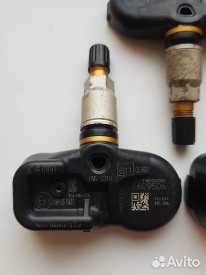 Датчик давления шин Toyota Rav4